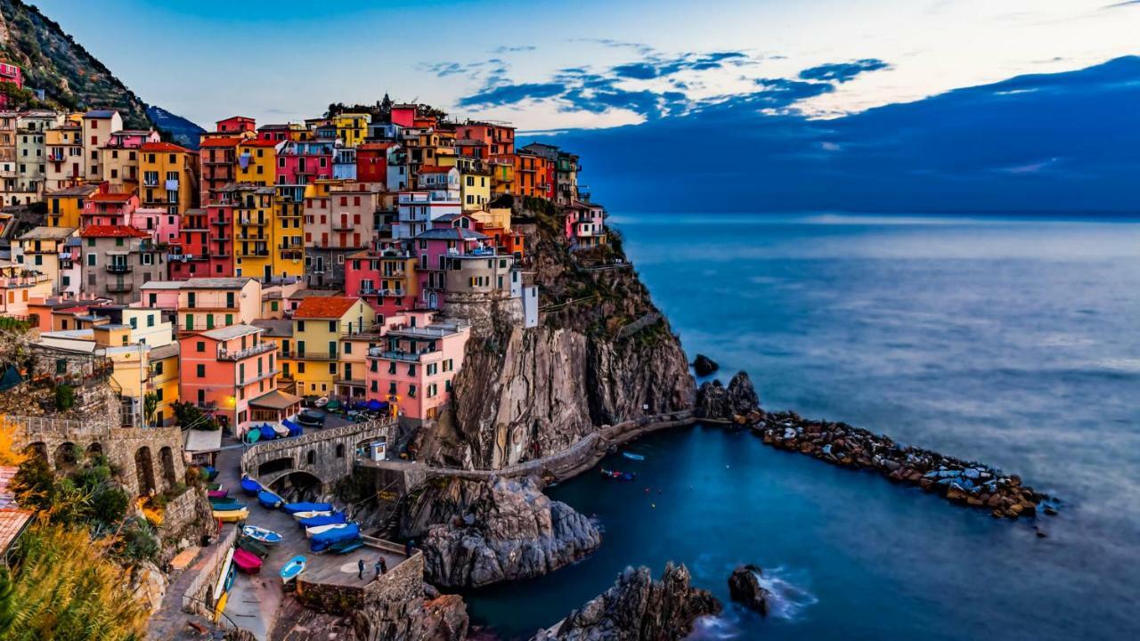 Appartamento Arredato Uso Turistico "La Nocciola" Mezzanego Exterior foto