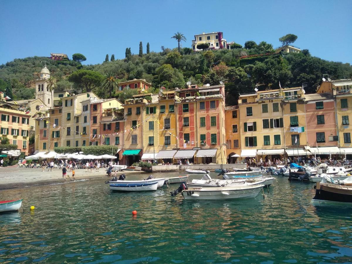 Appartamento Arredato Uso Turistico "La Nocciola" Mezzanego Exterior foto